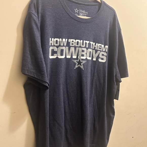 NWT- Men’s Dallas Cowboys Navy T-Shirt. Size 2X - Picture 1 of 3